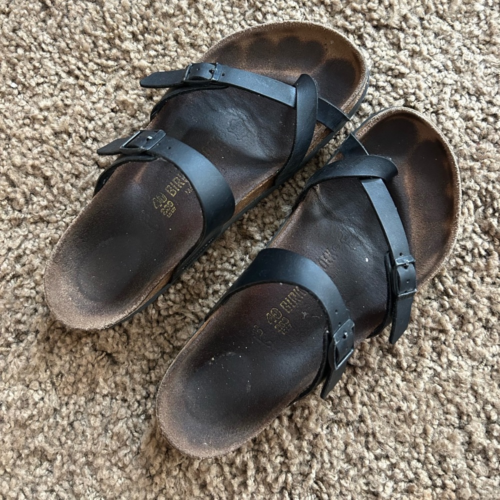 Birkenstock sandals women’s size 40 8/9